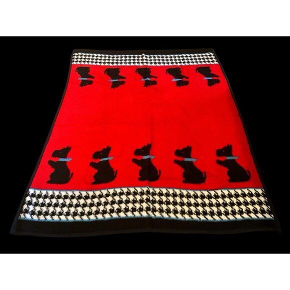 Reygers Red/Black Throw Blanket Pattern of Scottish Terriers Houndstooth Border - Picture 6 of 8